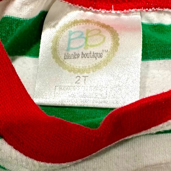 GUC Blanks Boutique Alligator Christmas Pajamas — Unisex Size 2T - Picture 4 of 4